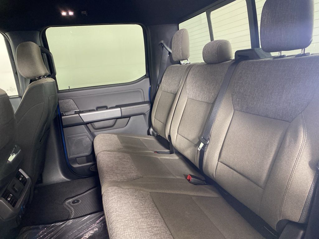 2025 Ford F-150 XLT - Photo 11