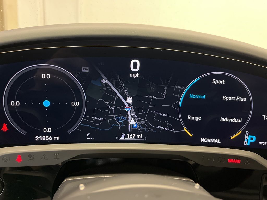 Thumbnail: 2021 Porsche Taycan - 17