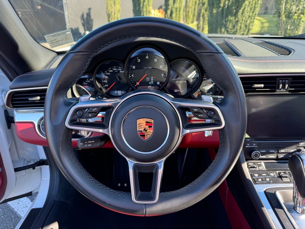 2019 Porsche 911 Targa 19