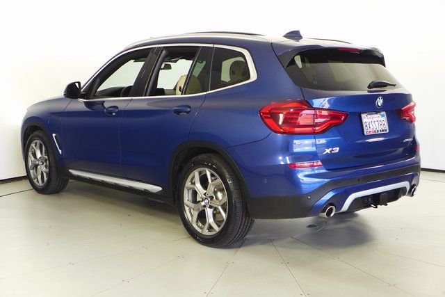 2021 BMW X3 xDrive30e 10