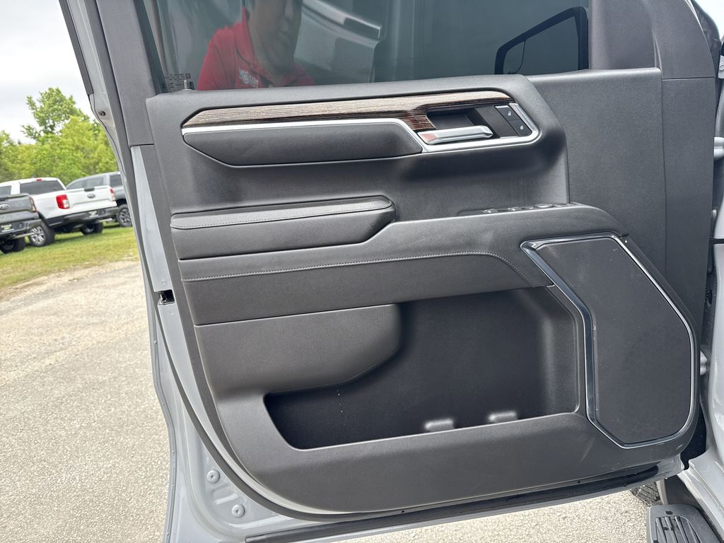 2024 GMC Sierra 1500 SLE Gray at DeMontrond Auto Country