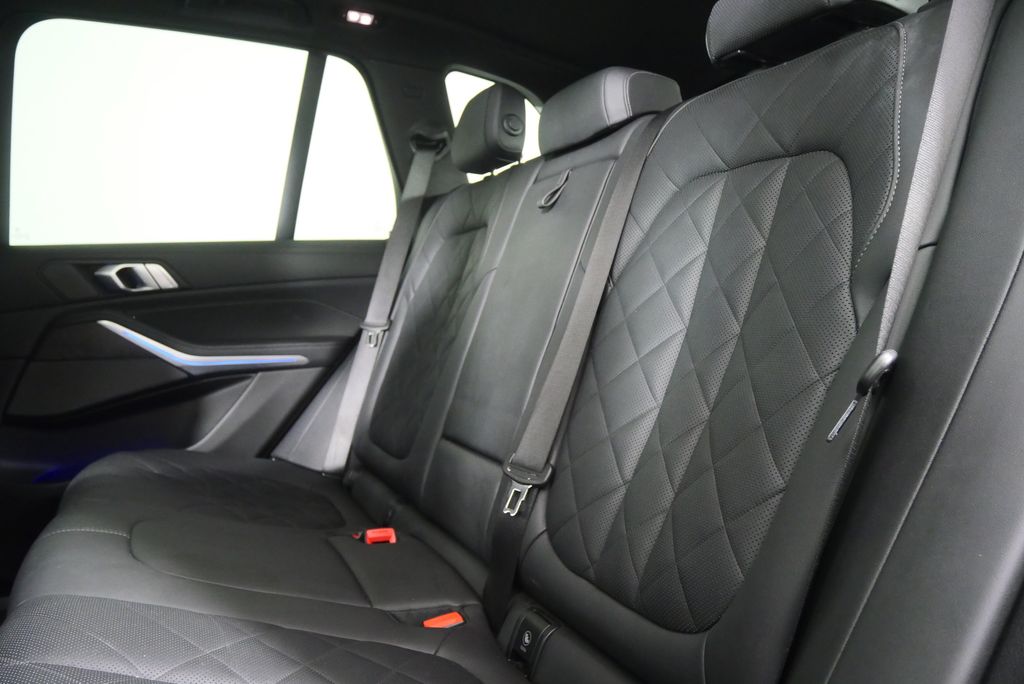 Thumbnail: 2024 BMW X5 - 15