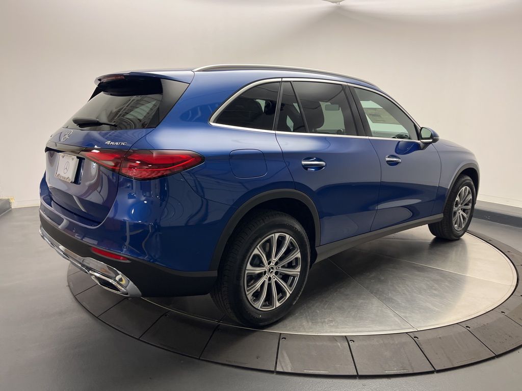 Thumbnail: 2026 Mercedes-Benz GLC - 7