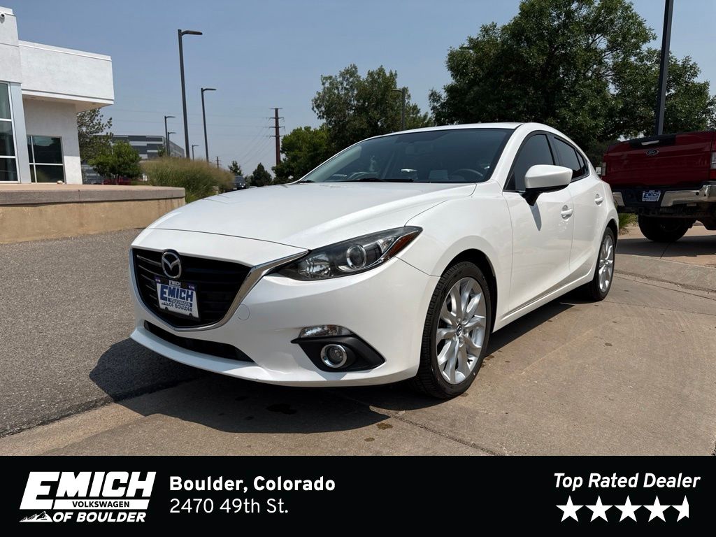 Snowflake White Pearl 2016 Mazda MAZDA3 Hatchback Front-Wheel Drive 6-Speed Automatic