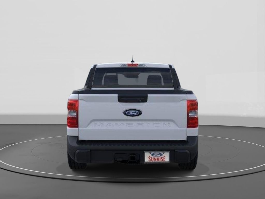 New 2026 Ford Maverick XLT 4D Crew Cab