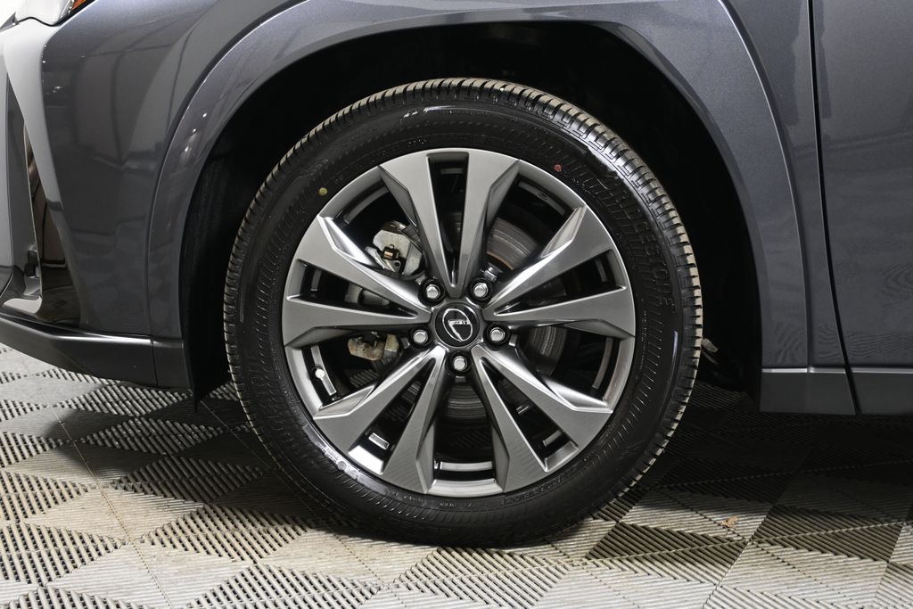 Thumbnail: 2025 Lexus UX - 12