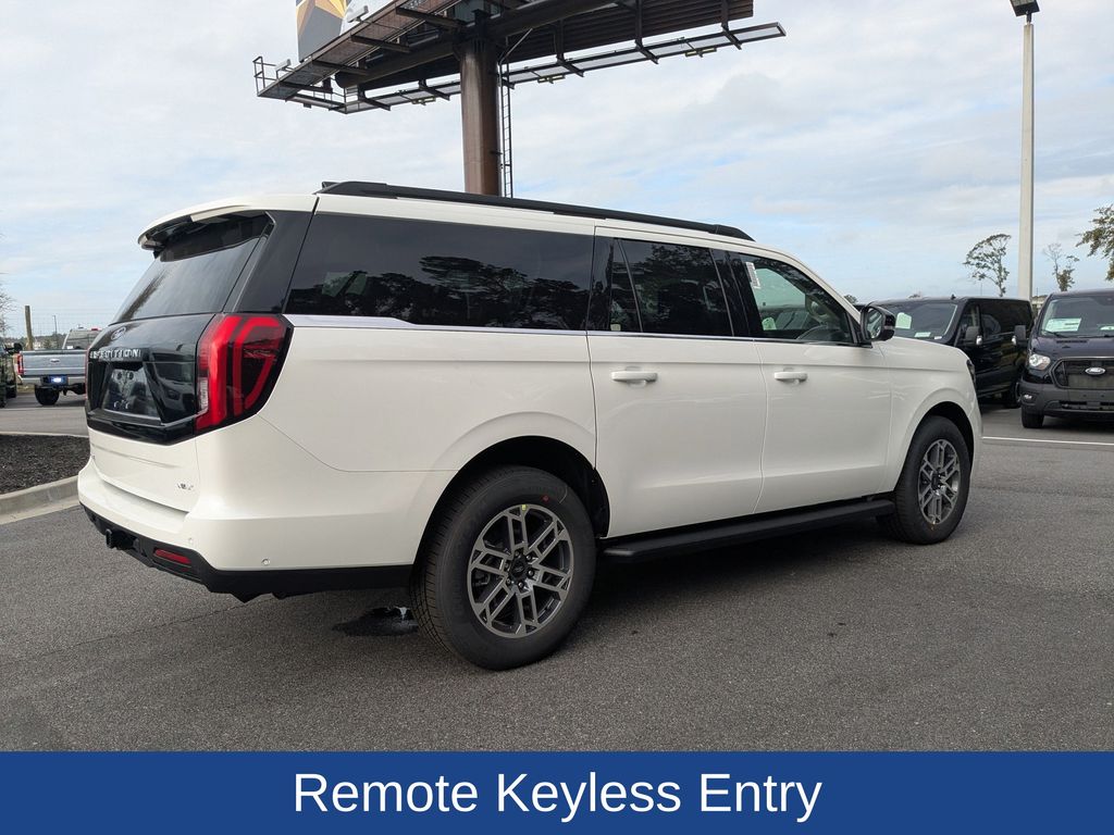 2025 Ford Expedition Active MAX