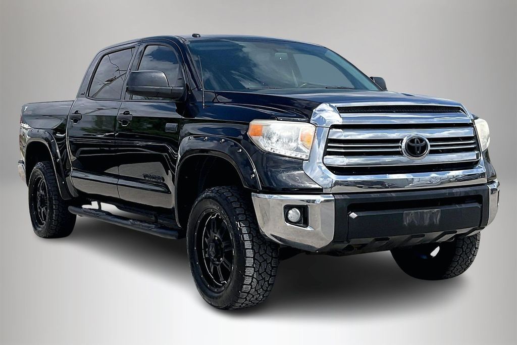 Used 2017 Toyota Tundra SR5 4D CrewMax