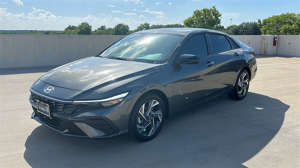 2025 Hyundai Elantra SEL Sport Gray at Classic Elite Chevrolet Sugar Land
