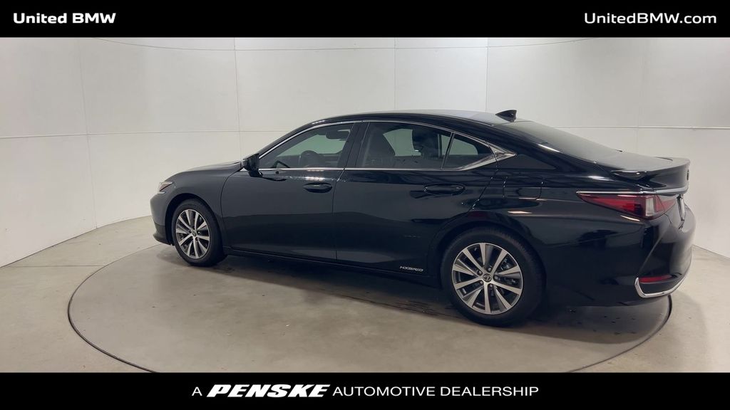 2020 Lexus ES Hybrid 300h 6