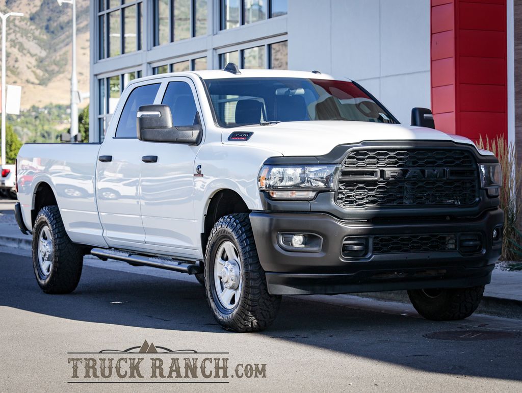 2023 RAM 3500 Tradesman Crew Cab LB 4WD