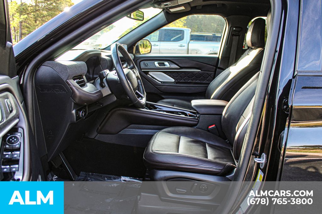 Used 2025 Black Ford Platinum image 11