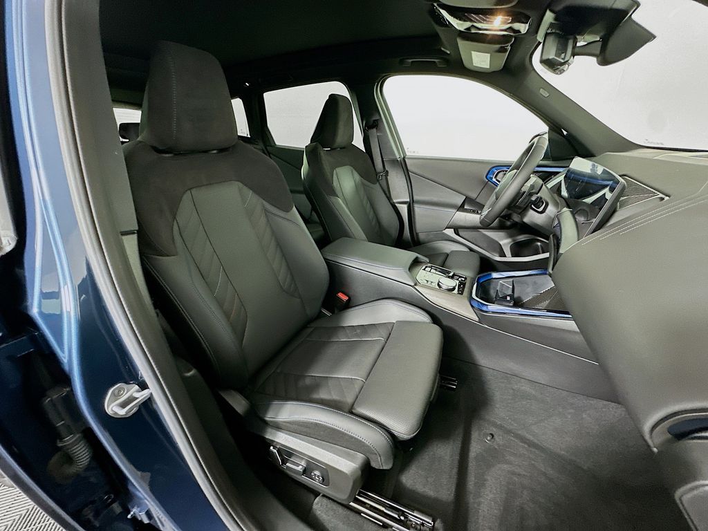 Thumbnail: 2025 BMW X3 - 27