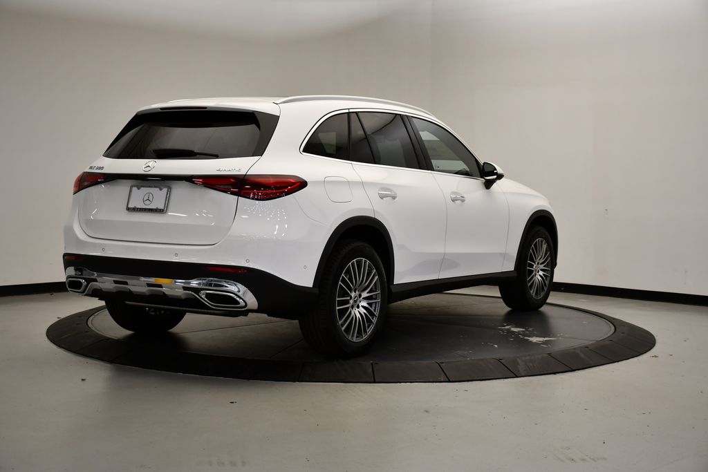 Thumbnail: 2026 Mercedes-Benz GLC - 5