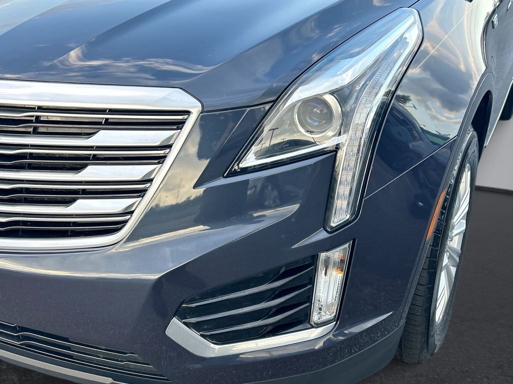 Thumbnail: 2018 Cadillac XT5 - 30