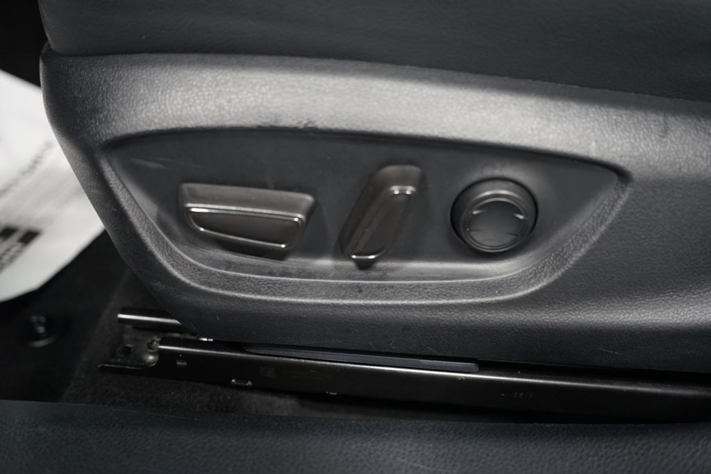 Thumbnail: 2024 Toyota Camry - 13