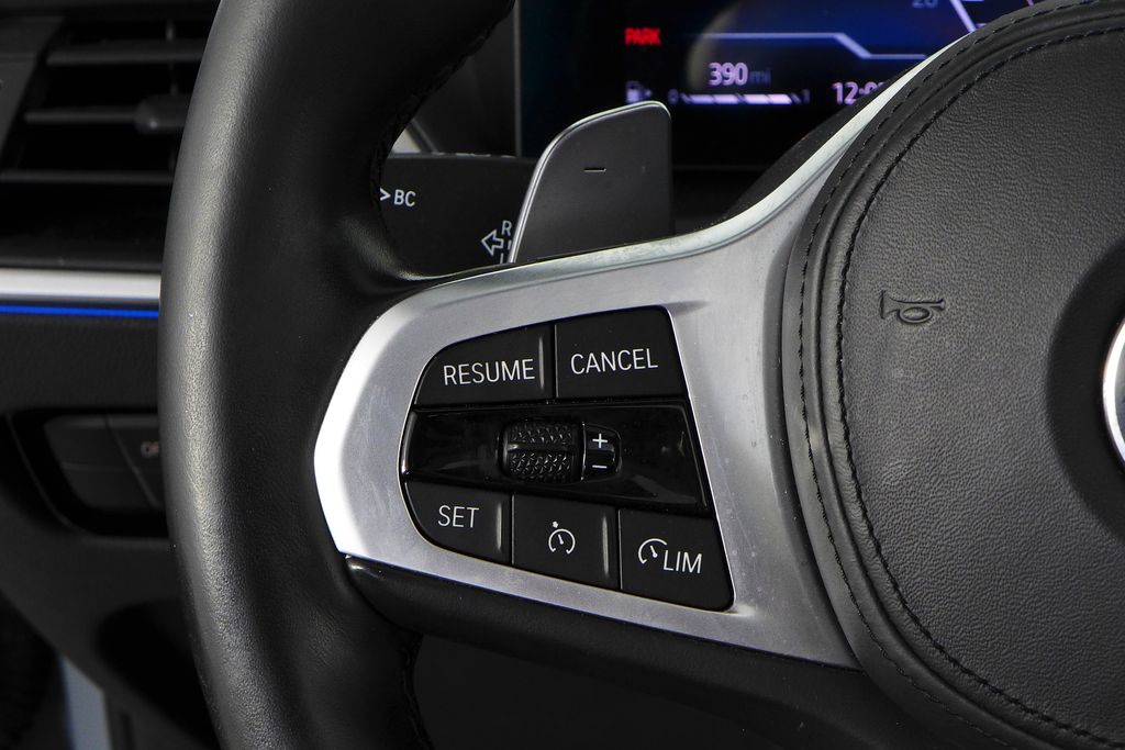 Thumbnail: 2023 BMW 3 Series - 30