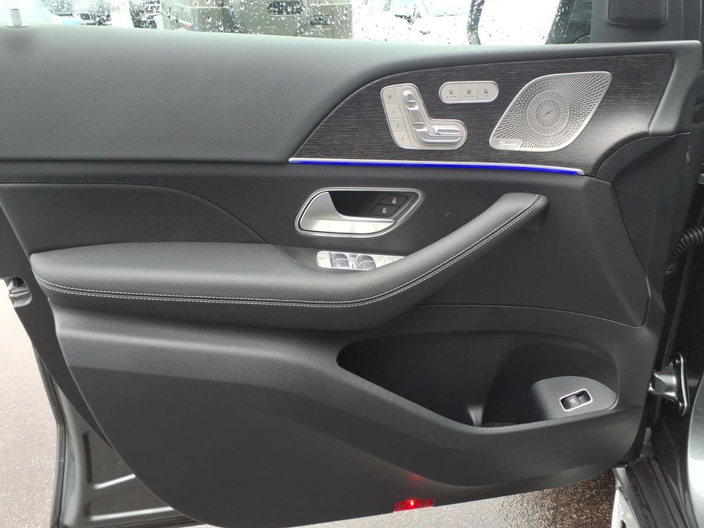 New 2026 Gray Mercedes-Benz GLE 350 image 11