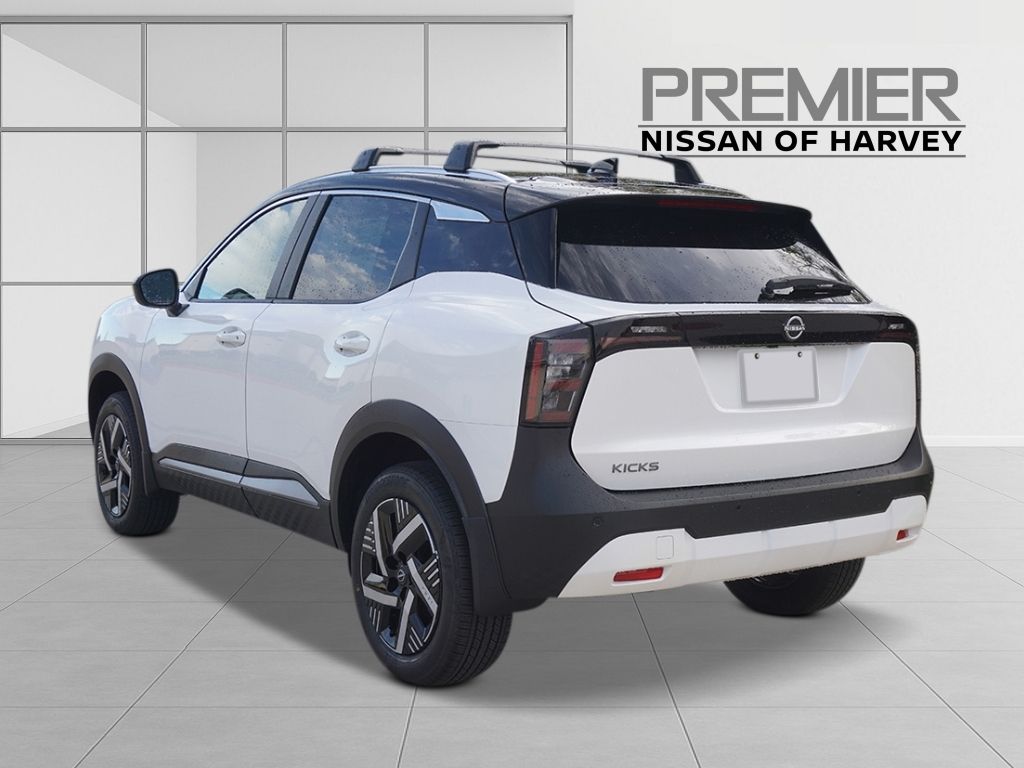 New 2027  Nissan  image 3