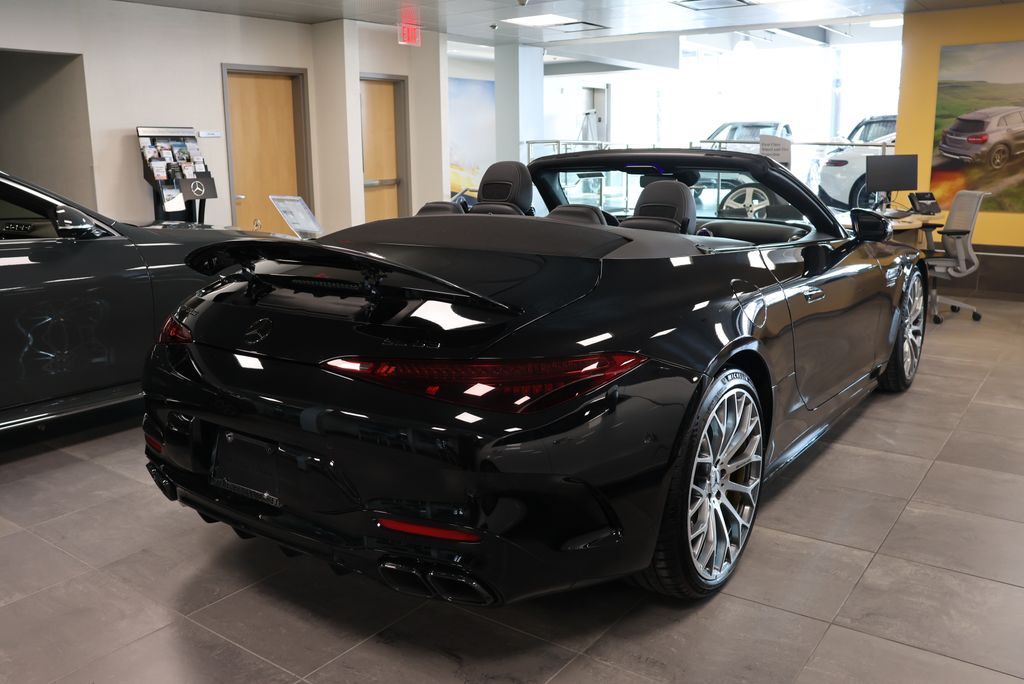 Thumbnail: 2022 Mercedes-Benz SL-Class - 6