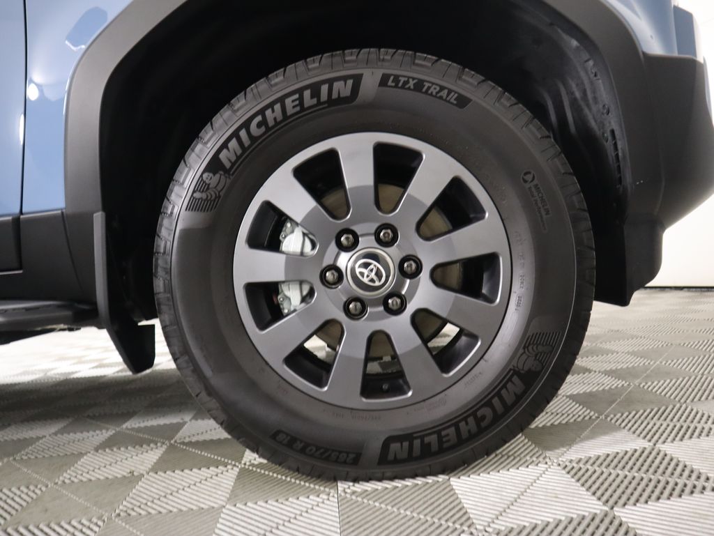 Thumbnail: 2025 Toyota Land Cruiser - 32