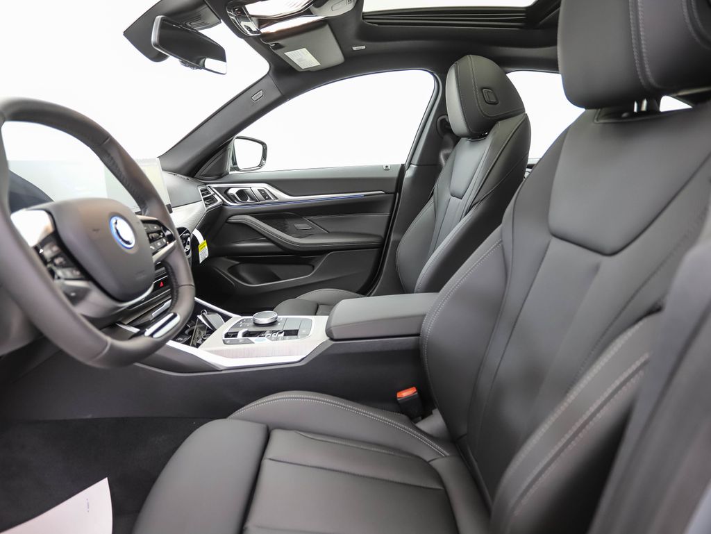 2025 BMW i4 xDrive40 11