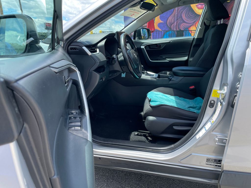Used 2020 Toyota RAV4 SUV