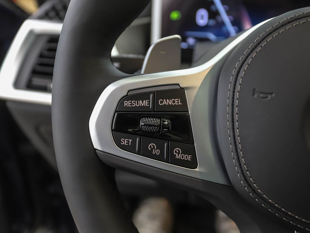 Thumbnail: 2026 BMW X6 - 12