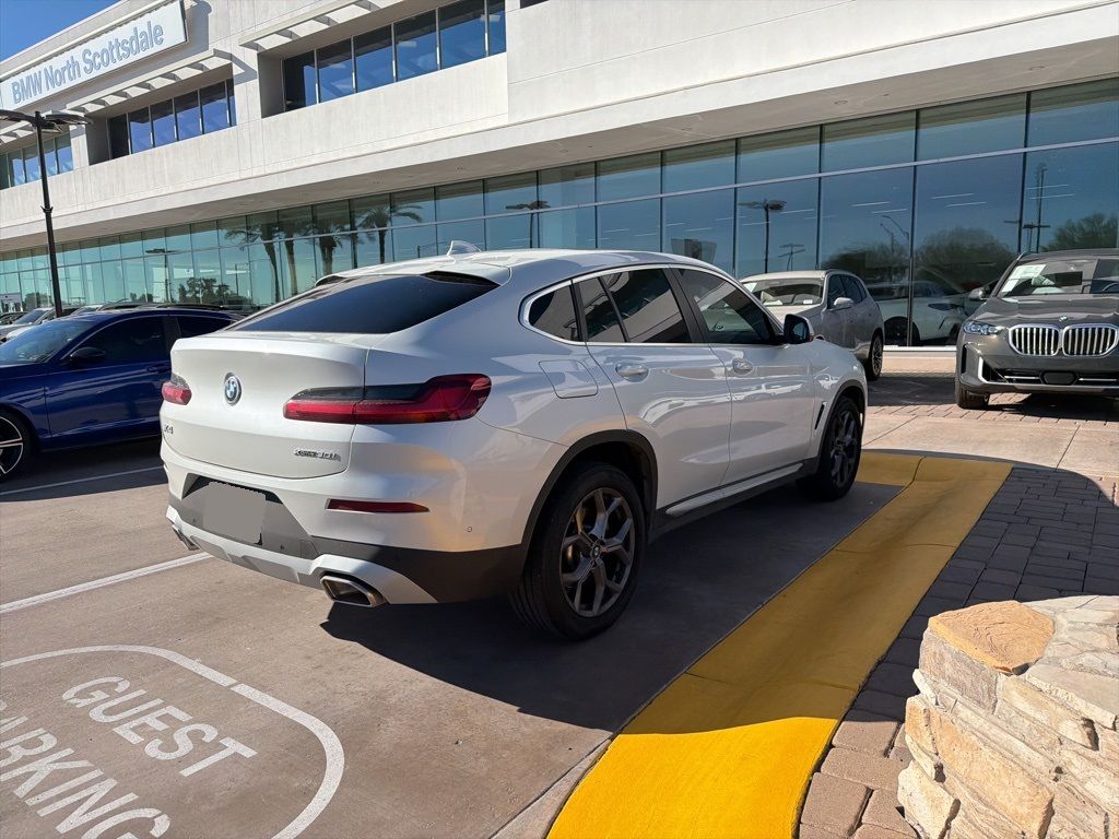 Thumbnail: 2023 BMW X4 - 4