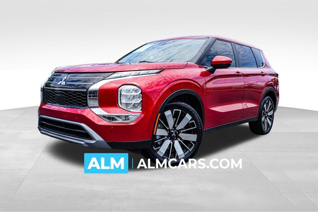 2025 Mitsubishi Outlander SE 2WD's photo