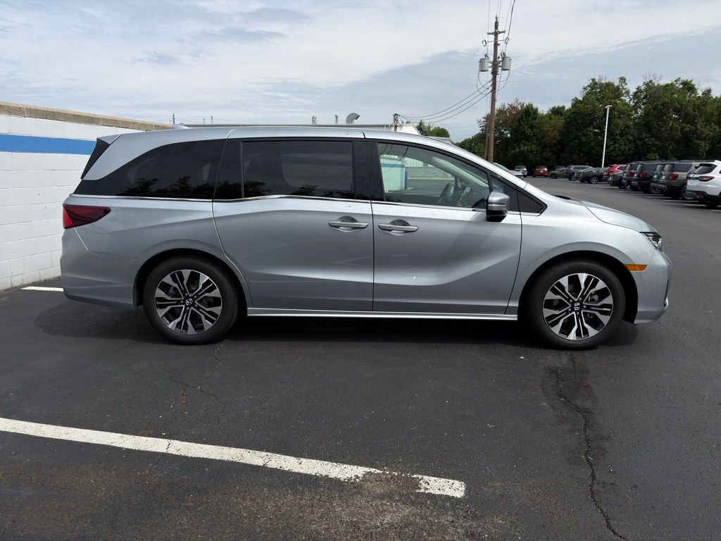 Thumbnail: 2026 Honda Odyssey - 6
