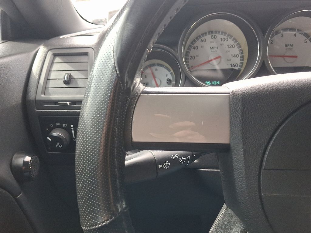 Thumbnail: 2009 Dodge Challenger - 20