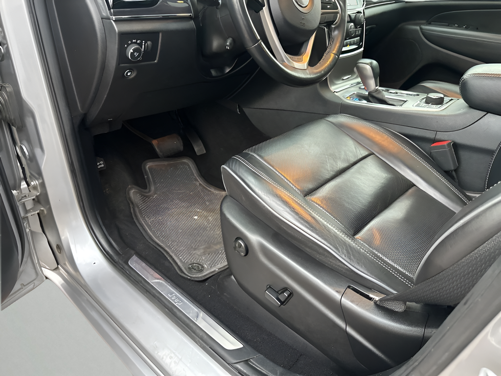 Used Car 2019 Jeep Grand Cherokee  Overland For Sale Under $20,000 In Austin, Texas