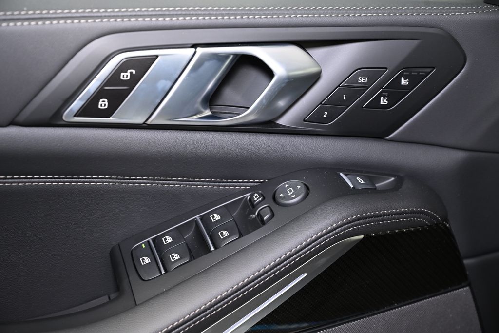 Thumbnail: 2026 BMW X5 - 23