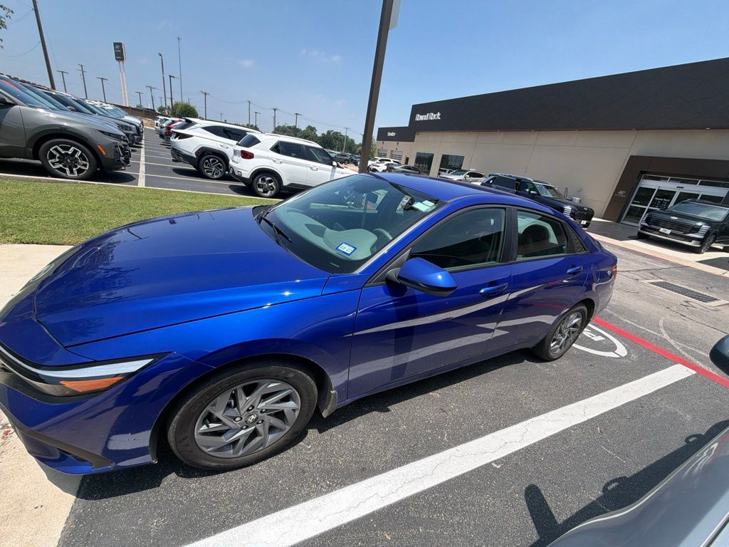 car-gallery-2