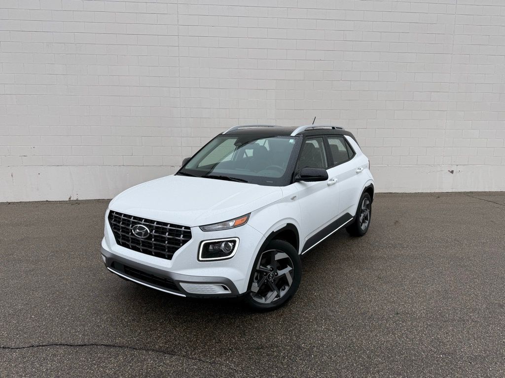 2024 Hyundai Venue Limited FWD