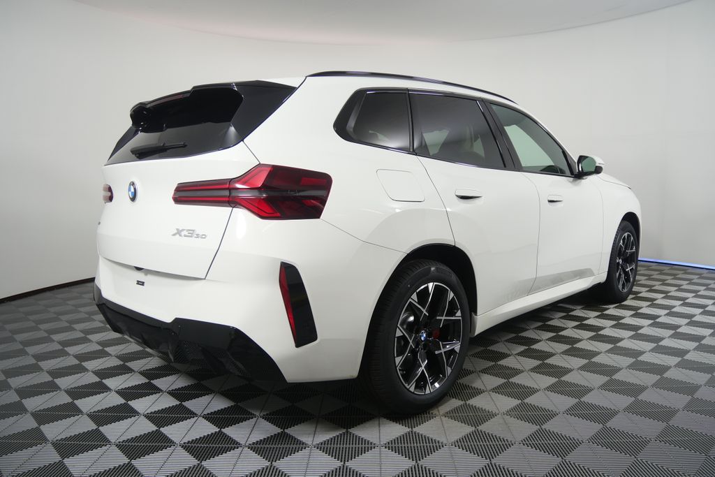 Thumbnail: 2026 BMW X3 - 3