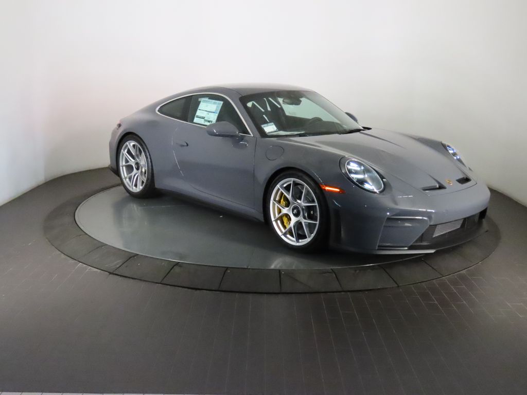 Thumbnail: 2026 Porsche 911 - 9