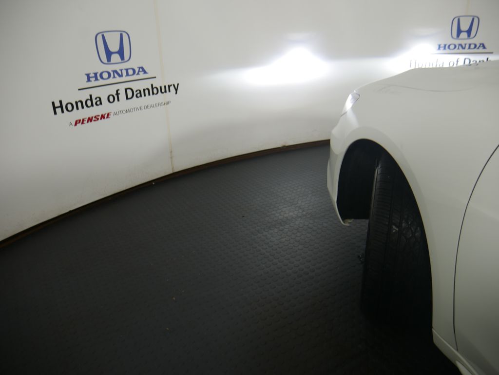 Thumbnail: 2018 Acura TLX - 17