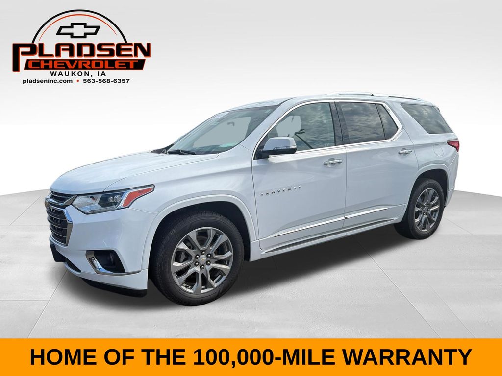 Summit White 2019 Chevrolet Traverse SUV / Crossover Four-Wheel Drive 9-Speed Automatic