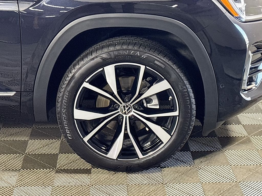 2024 Volkswagen Atlas 2.0T SEL Premium R-Line