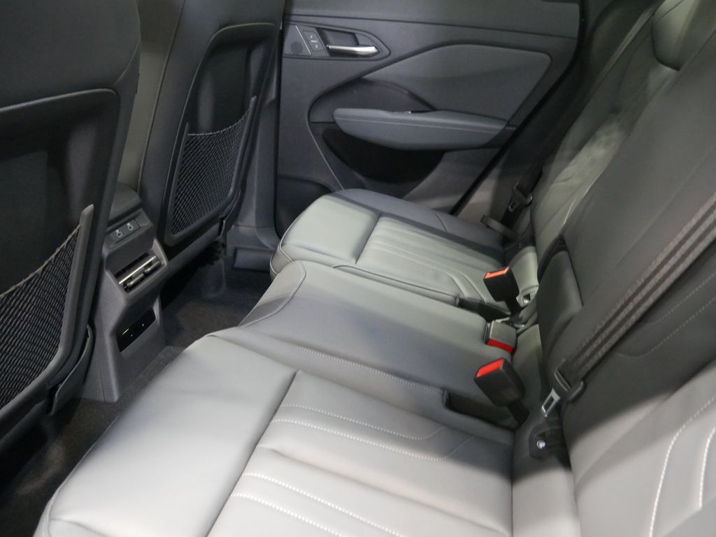 Thumbnail: 2026 Audi Q3 - 24