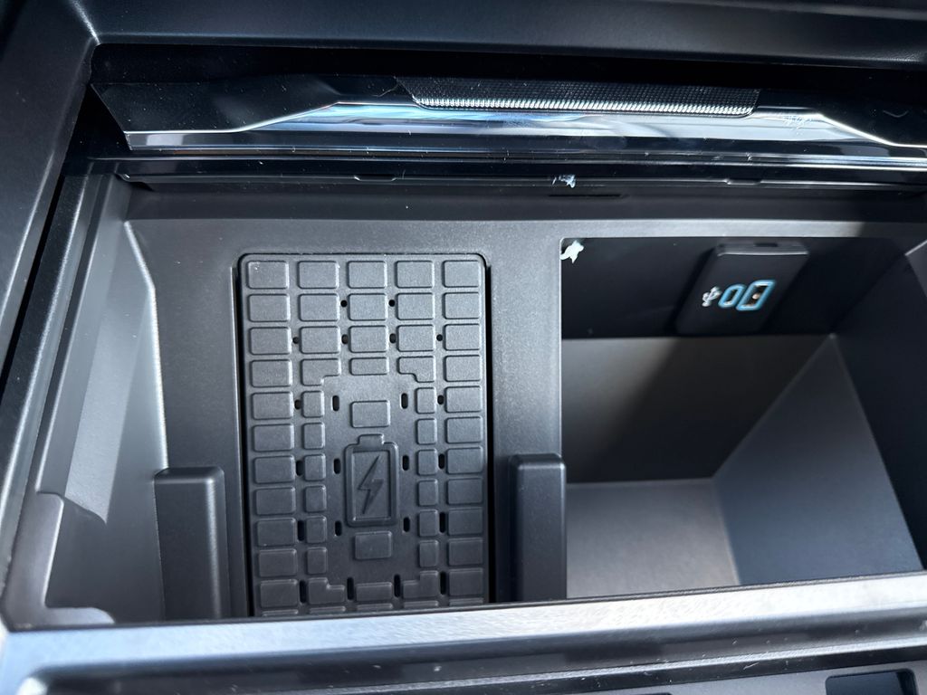 New 2026 Gray Ford Lariat image 37