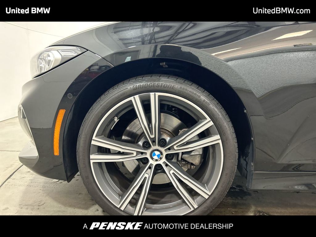 Thumbnail: 2023 BMW 3 Series - 10