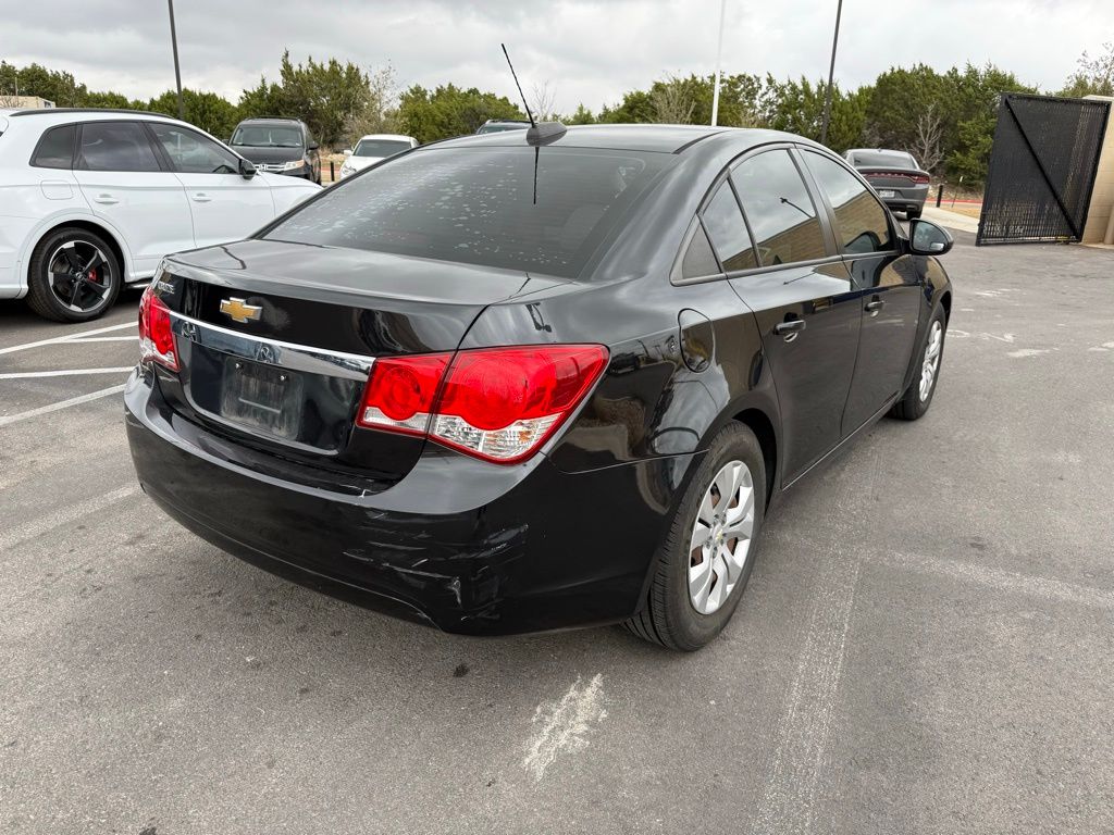 Thumbnail: 2016 Chevrolet Cruze - 4