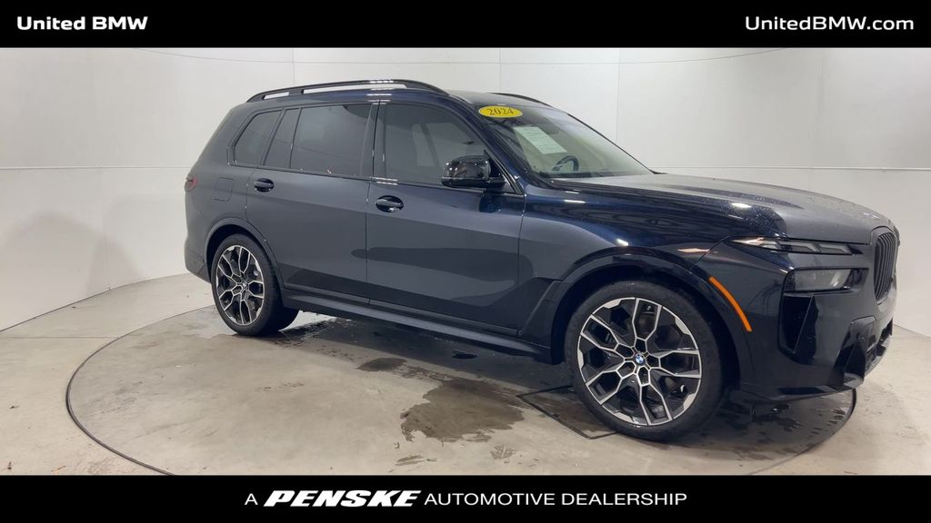 2024 BMW X7 M60i 2