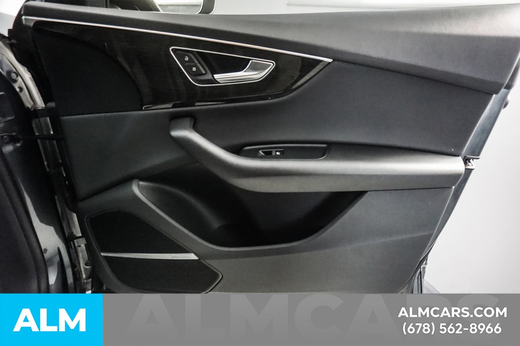 Used 2021  Audi 55 Premium Plus image 42