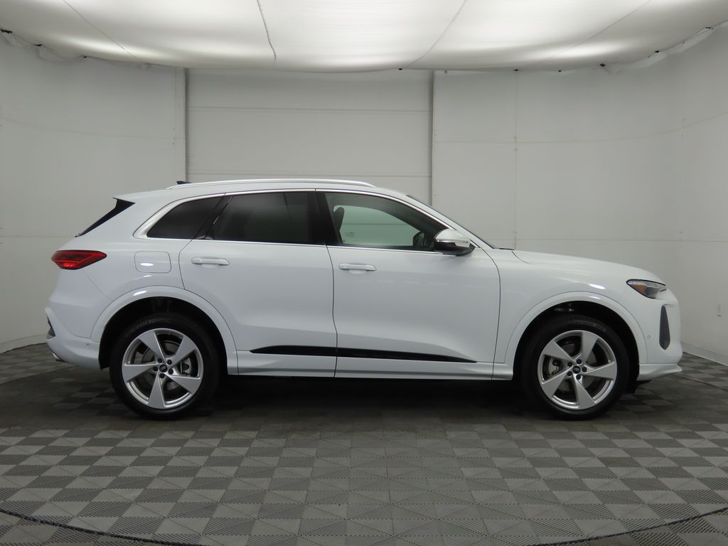 2025 Audi Q5  4