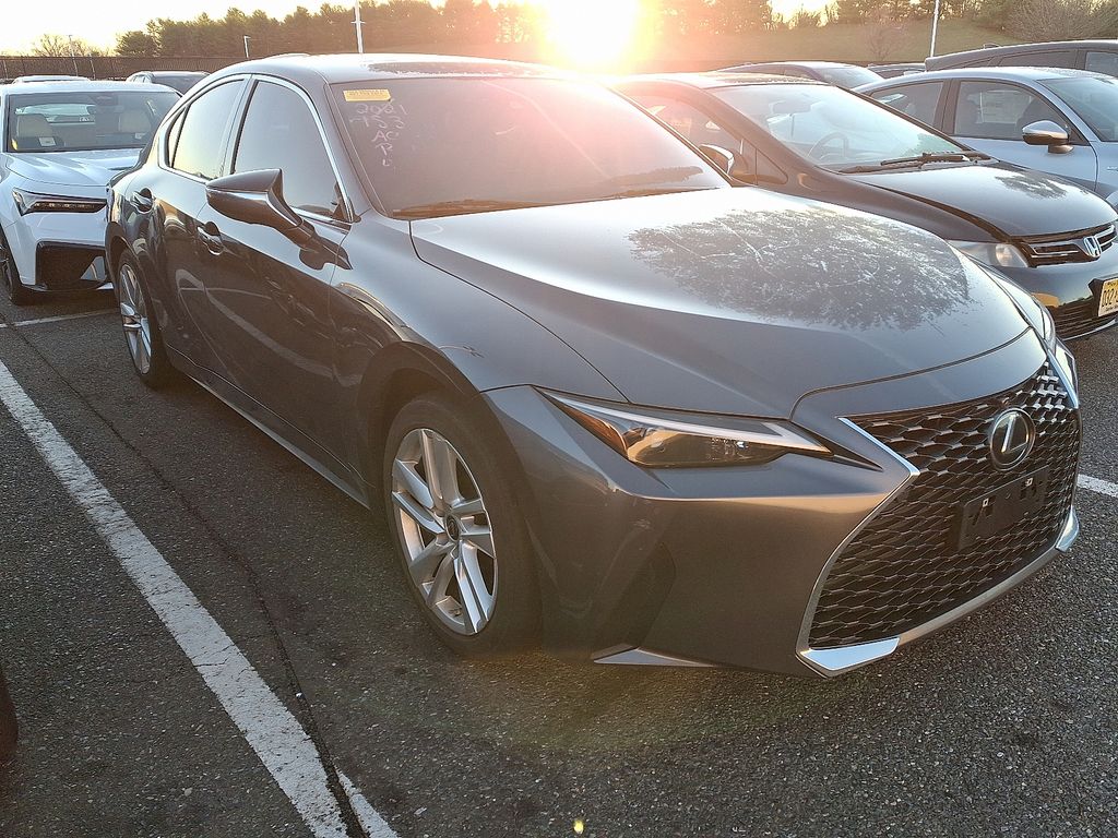 Thumbnail: 2021 Lexus IS - 3