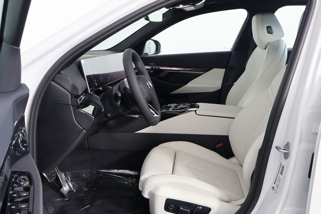 Thumbnail: 2027 BMW 5 Series - 5